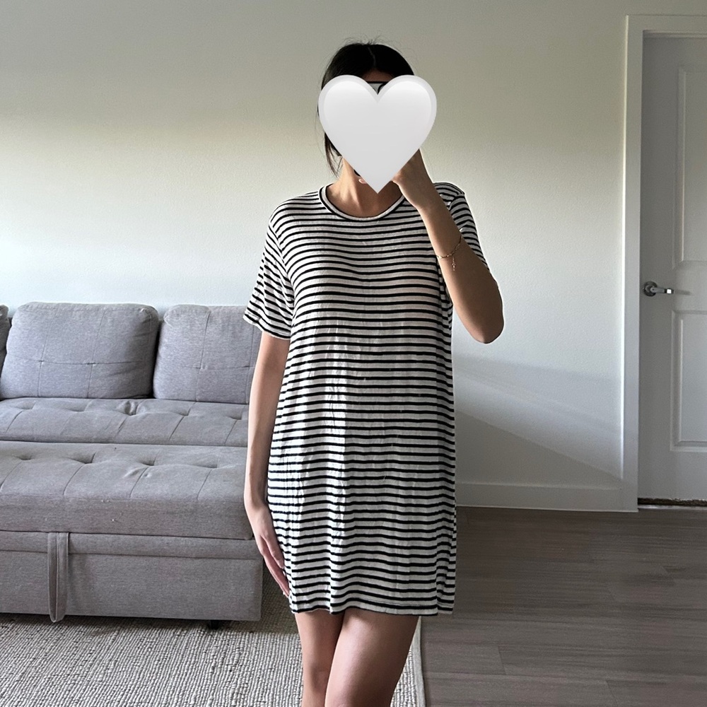 LIKE NEW! BRANDY MELVILLE! BLACK AND WHITE STRIPED T SHIRT DRESS!